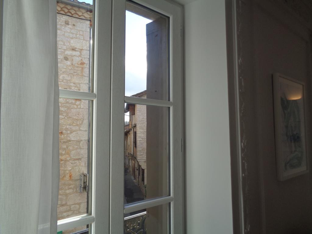 B&B Le Chat Qui Dort Montricoux エクステリア 写真