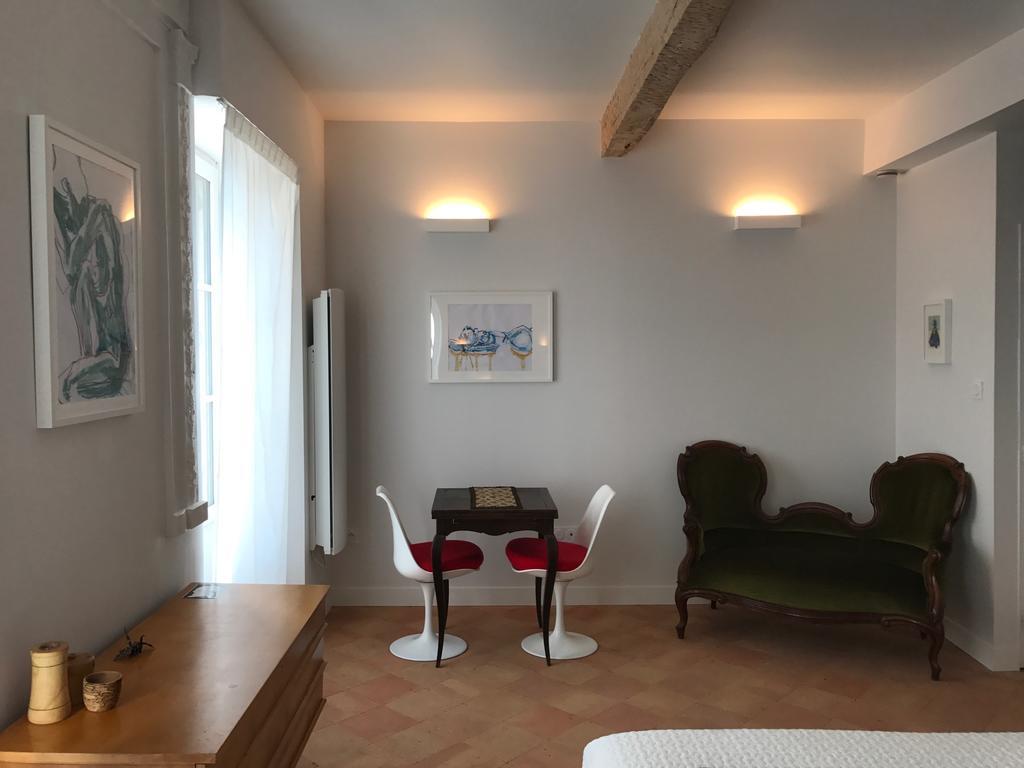B&B Le Chat Qui Dort Montricoux エクステリア 写真