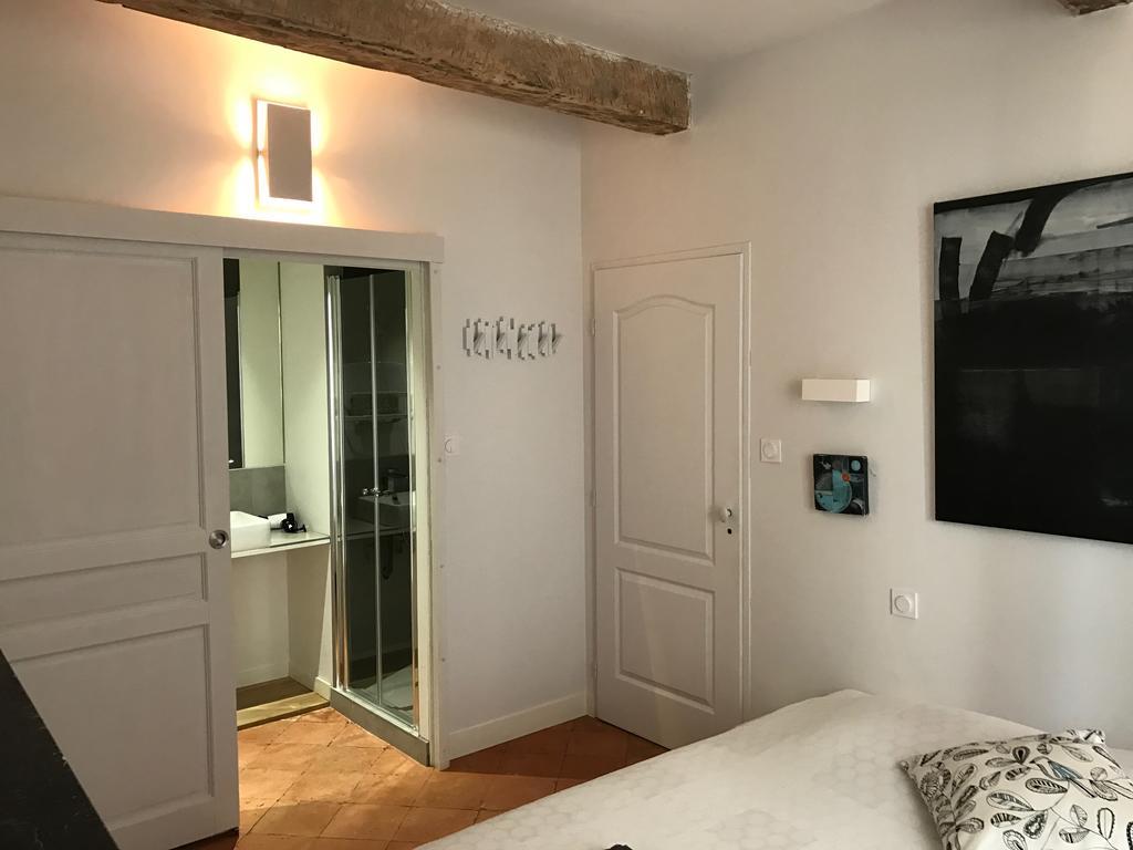 B&B Le Chat Qui Dort Montricoux エクステリア 写真