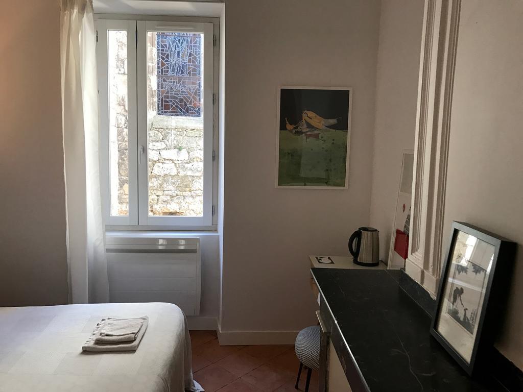 B&B Le Chat Qui Dort Montricoux エクステリア 写真