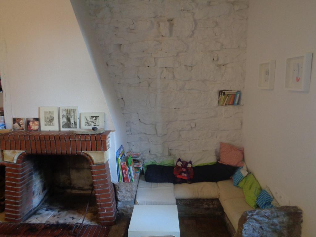B&B Le Chat Qui Dort Montricoux エクステリア 写真